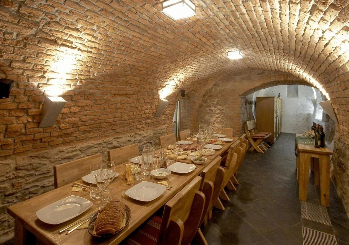 Hotel Penzion Na Hrade Olomouc Bagian luar foto