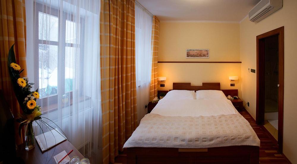 Hotel Penzion Na Hrade Olomouc Ruang foto